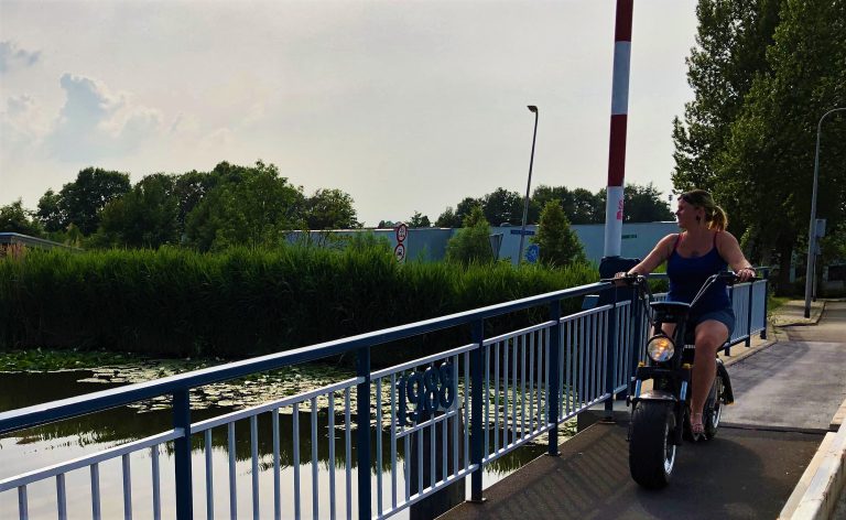 e-chopper vooraanzicht brug