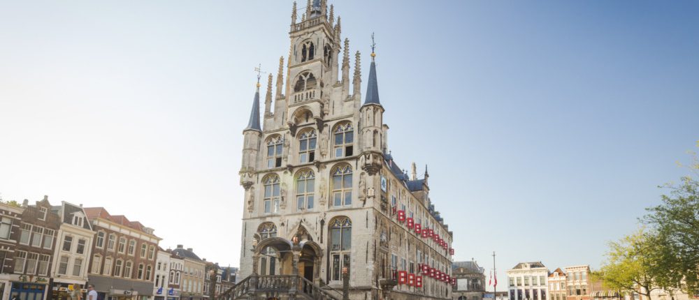 Gouda gemeentehuis binnenstad